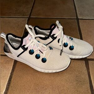 Under Armour HOVR Shoe